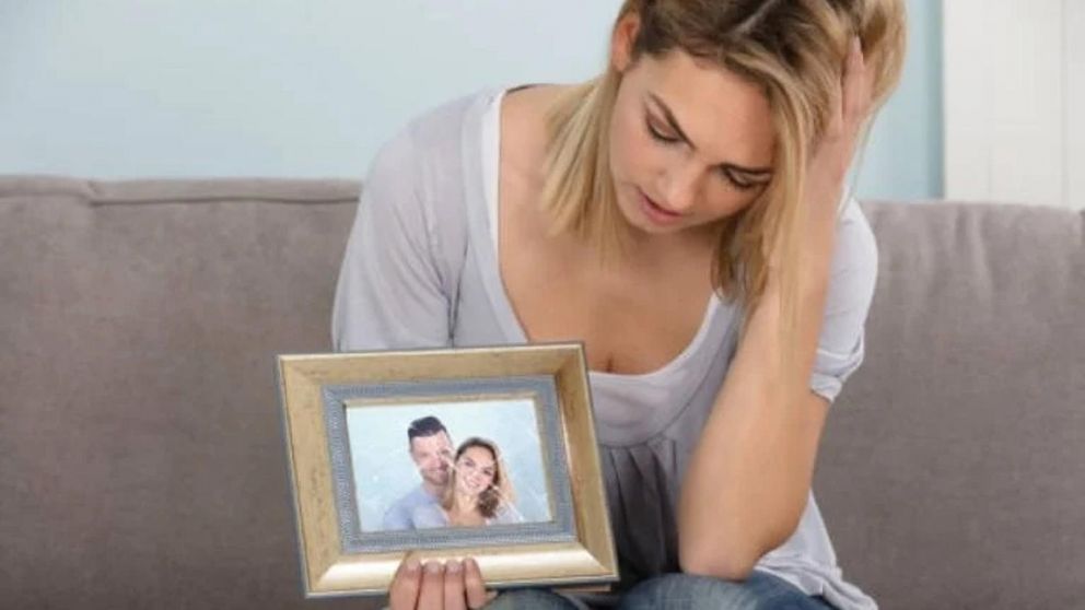 No pueden dejar el pasado atrás: los cuatro signos que no podrán olvidar a su ex.