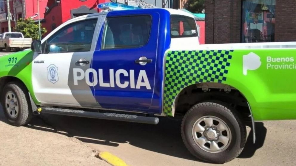 Un ladrón de 18 años resultó herido de bala tras tirotearse con la Policía.