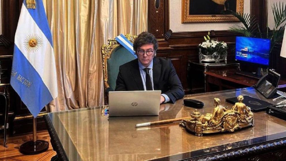 Desde Presidencia convocaron a una reunión a los 24 gobernadores para el próximo martes.