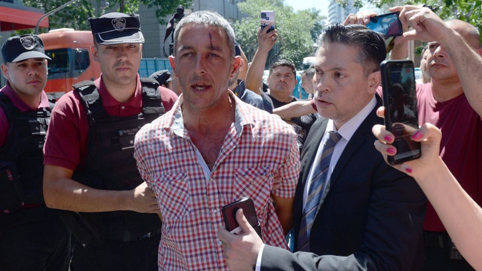 Gast�n Mercanzini al momento de su detenci�n en las puertas de Cr�nica.