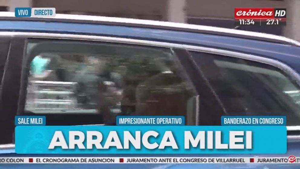 Así viajaba Javier Milei junto a su hermana Karina rumbo al Congreso (Crónica HD).