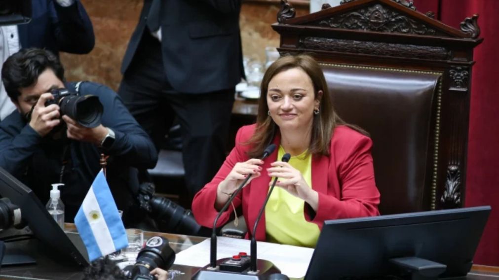 Moreau agradeció “a todos y a todas por este tiempo, a los trabajadores y trabajadoras de esta casa, que han sido muy importantes para mí".