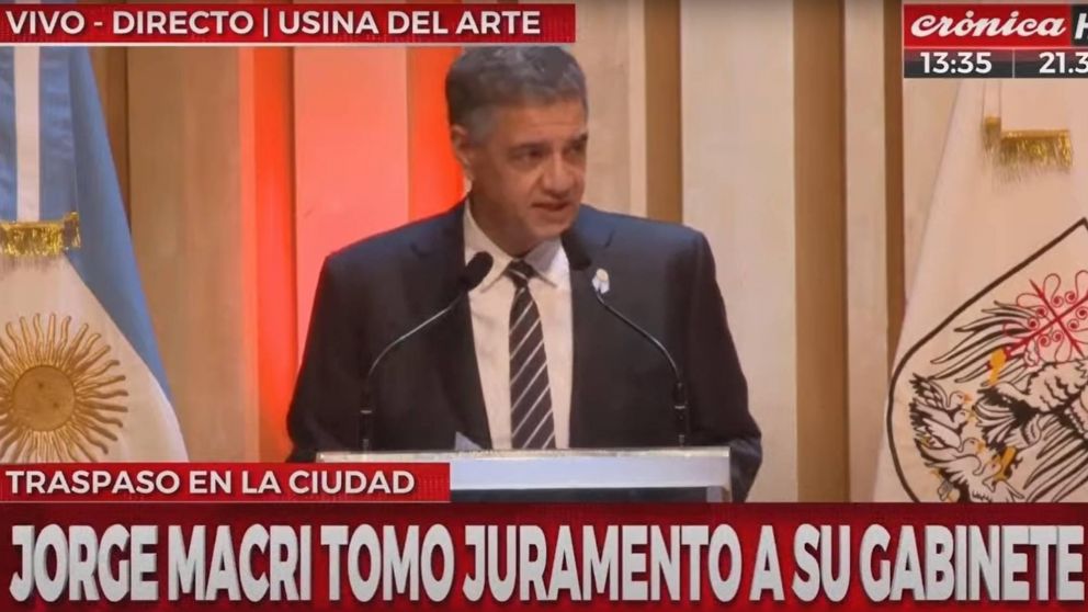 Jorge Macri tom� juramento a su Gabinete: "Queremos una Ciudad segura".