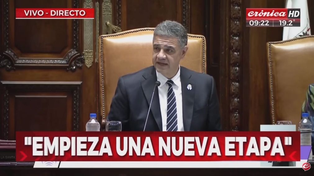 Jorge Macri juró como jefe de Gobierno porteño en la Legislatura (Crónica HD).