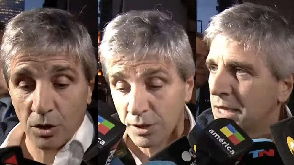 Luis "Toto" Caputo a la salida del Hotel Libertador.