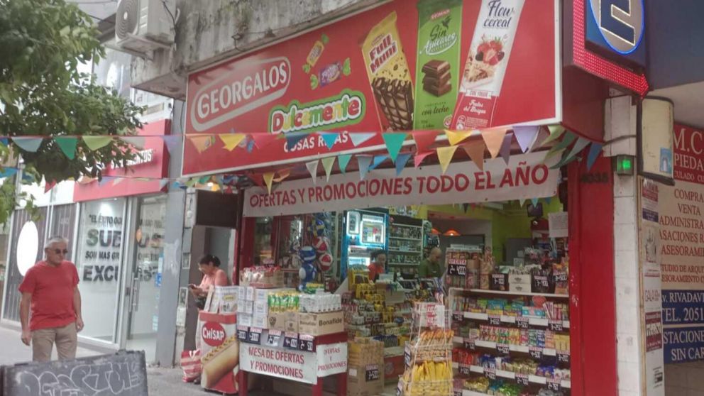 Kioscos de barrio, en alerta: caen los gastos "hormiga" y se ven amenazados por las cadenas.