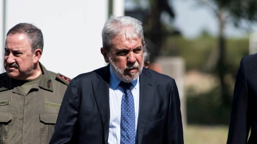 Aníbal Fernández trabaja en la coordinación de la seguridad para la asunción presidencial de Javier Milei.
