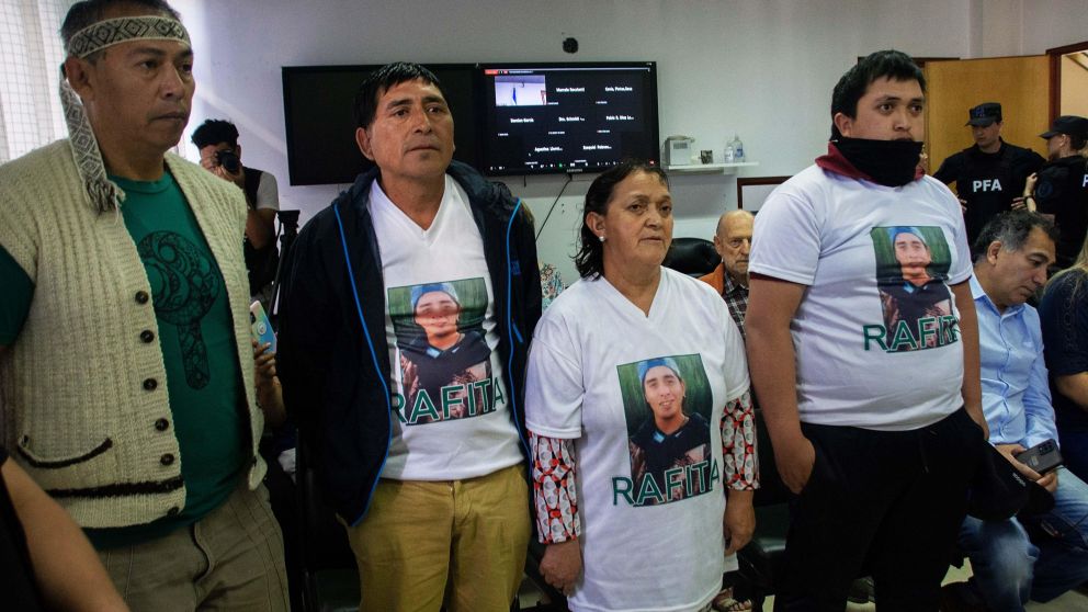 Los familiares de Rafael Nahuel, disconformes con la sentencia.