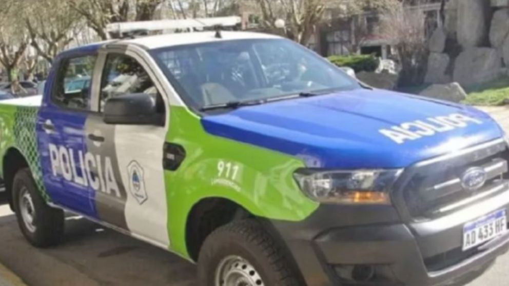 El patrullero ofrecido a la venta a trav�s de las redes sociales.