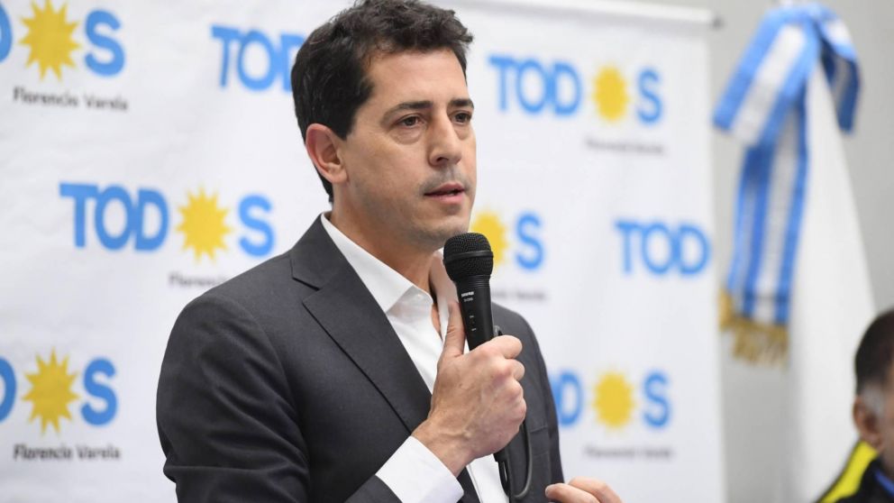 De Pedro recibe a Guillermo Francos para iniciar la transición en el Ministerio de Interior.