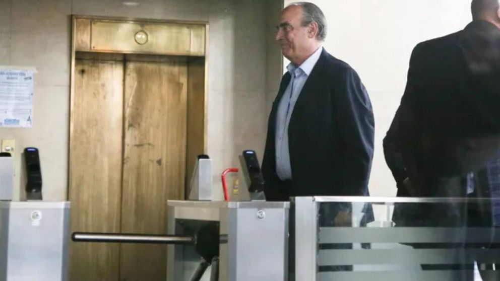 Así llegó Guillermo Francos a la reunión de gobernadores de Unión por la Patria.