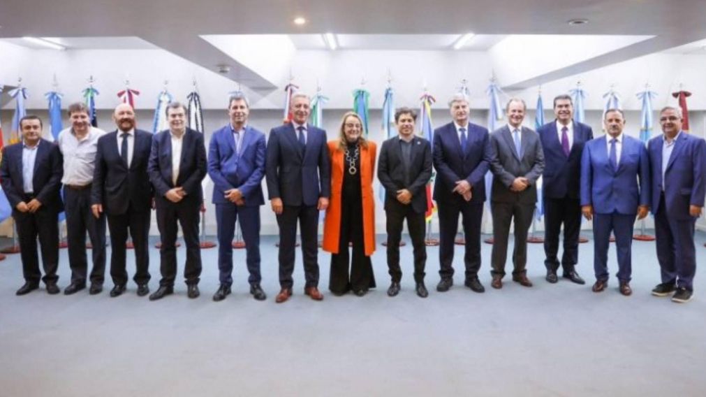 Comenzó la reunión de gobernadores de Unión por la Patria para fijar posición ante el Gobierno de Milei.