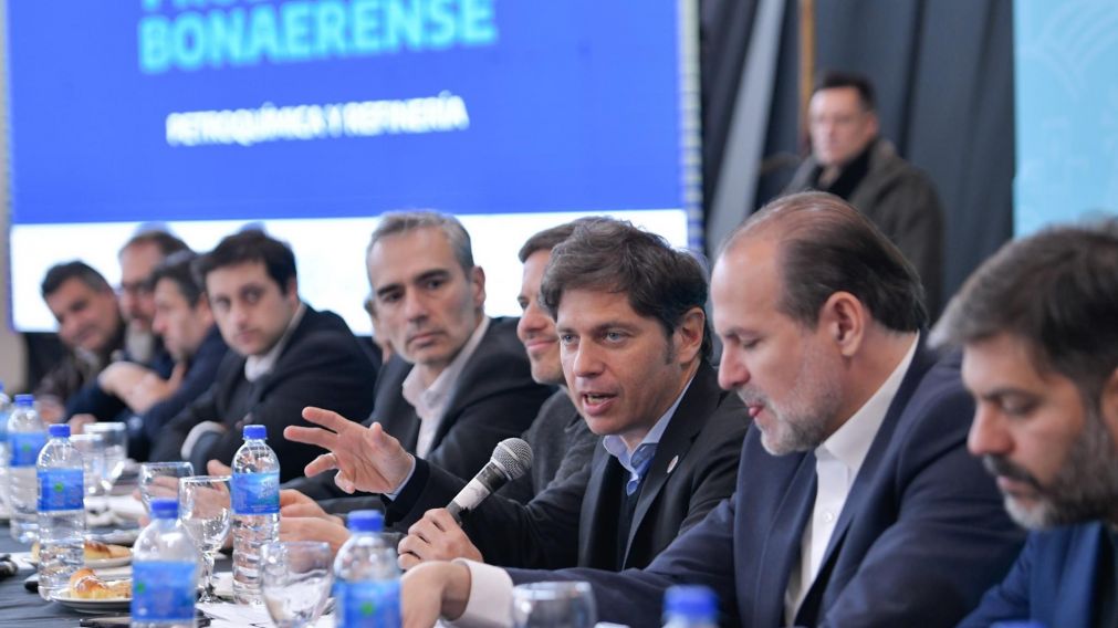 El mandatario bonaerense Axel Kicillof define el gobierno para su segundo mandato (Facebook).