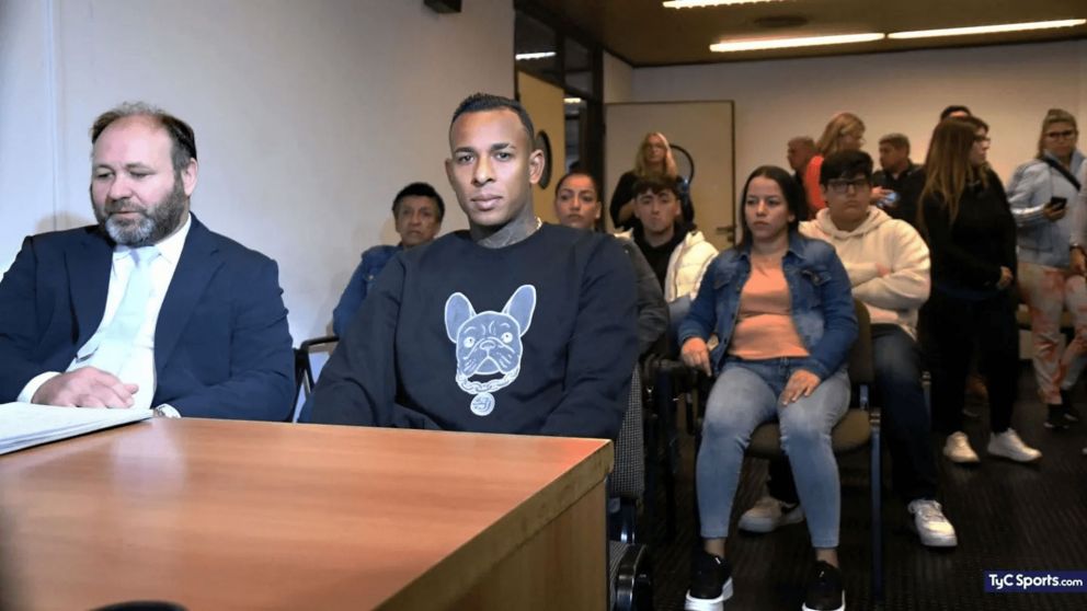 Causa Sebastián Villa: ratificaron la condena a 25 meses de prisión por violencia de género.