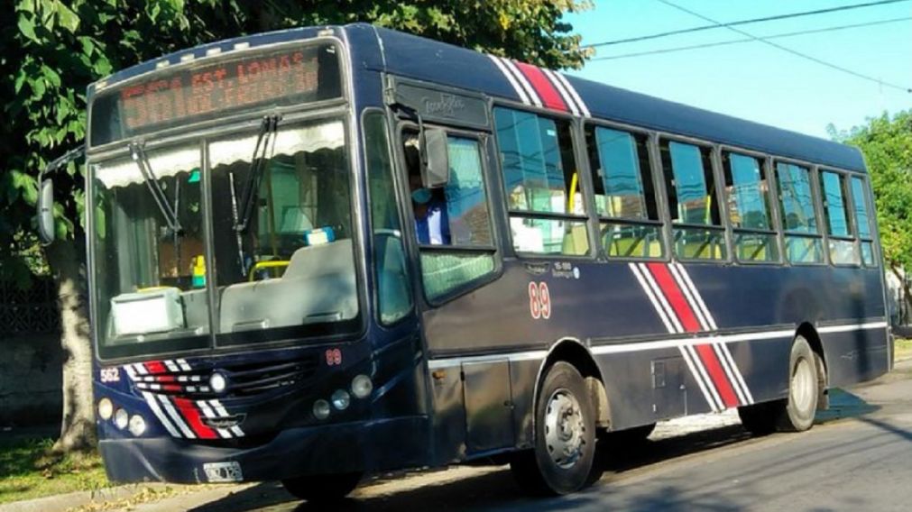 El ataque ocurrió en un interno de la línea 561.