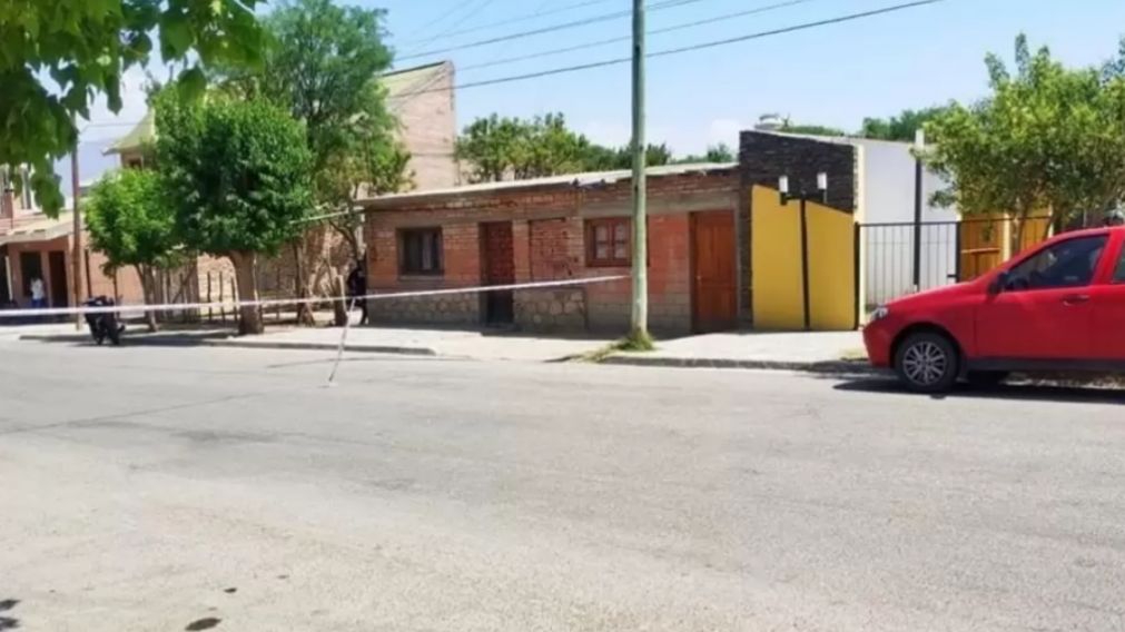 Peritos de homicidios trabajaron en la zona (Gentileza La Unión Digital).