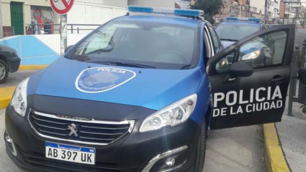 La policía de la ciudad secuestró los proyectiles de cañón.