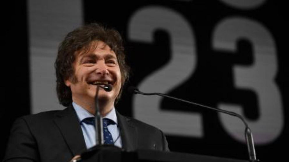 EN VIVO: Javier Milei le agradeció a Mauricio Macri y prometió "cambios drásticos"