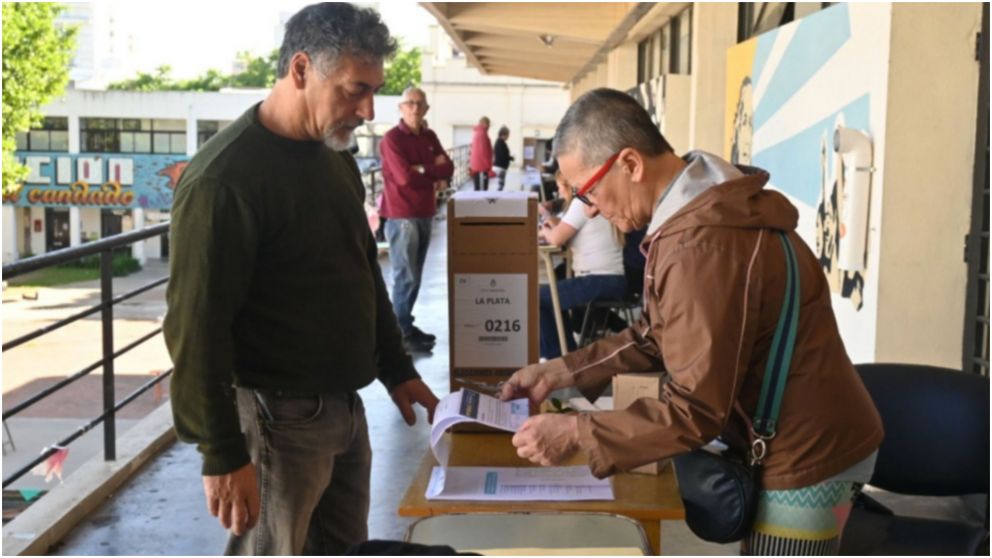 Millones de ciudadanos participaron de la jornada electoral (Gentileza Infoplatense).