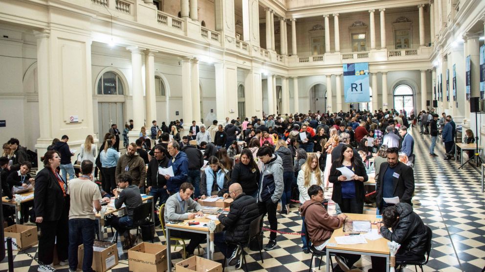 La Cámara Nacional Electoral habilitó canales gratuitos para consultas y denuncias sobre las Elecciones 2023 (X/@CamaraElectoral).