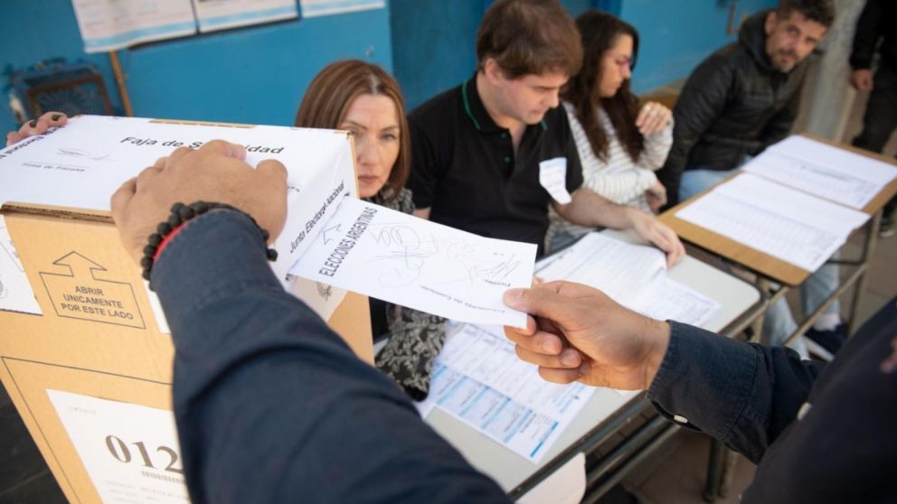 Se conoció a qué hora estarán los resultados del balotaje.