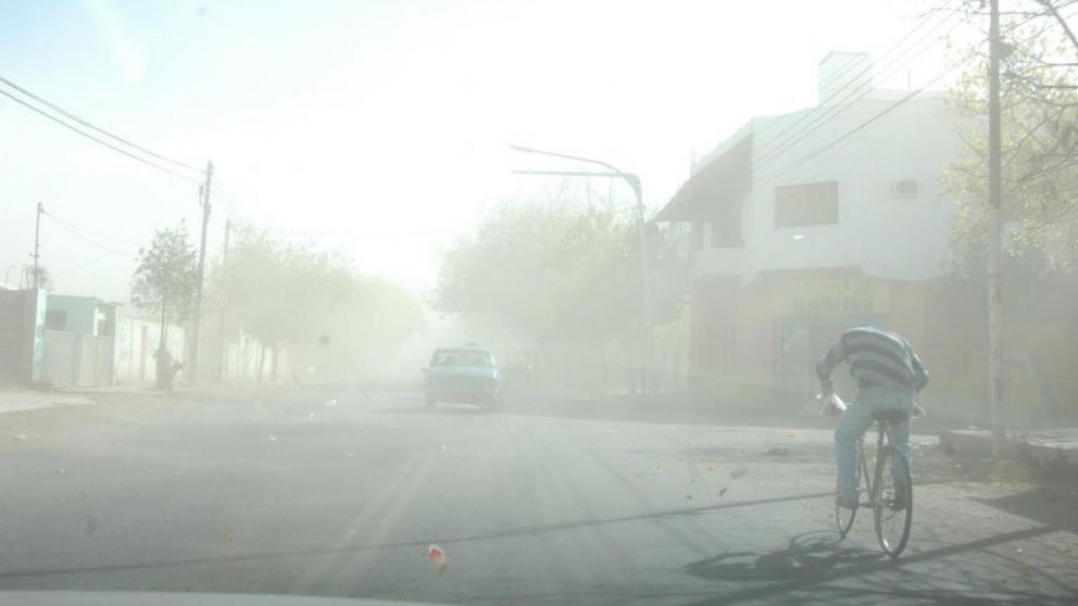 El viento Zonda azota la provincia de Mendoza (Twitter).