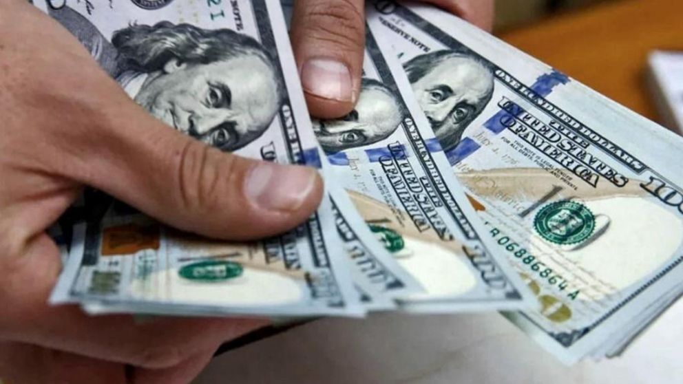 El candidato presidencial de La Libertad Avanza, Javier Milei, propone la dolarización (Archivo/Télam).