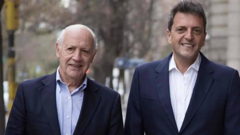 Roberto Lavagna anunció que votará por Sergio Massa y dijo que "hay que buscar Gobiernos de unidad nacional".