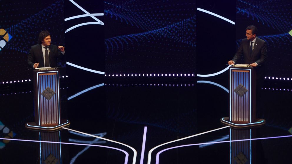 AUNQUE NINGUNO DE LOS DOS POSTULANTES LEVANTÓ EL TONO DE VOZ, HUBO ALGUNOS CRUCES PICANTES ENTRE AMBOS.