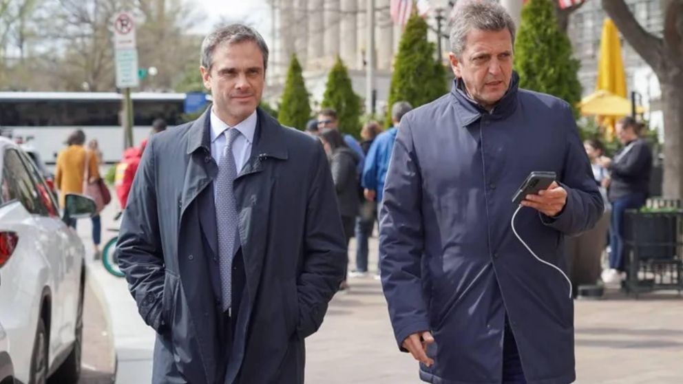 Guillermo Michel: "Viene una etapa muy positiva para la Argentina, con super�vit fiscal y comercial".