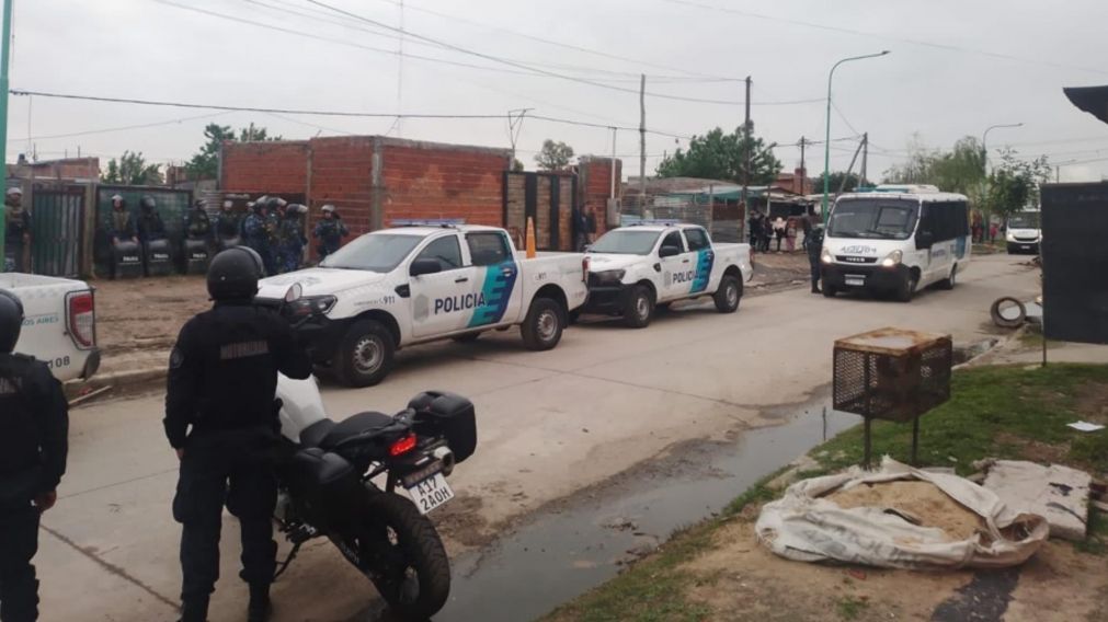 Los uniformados efectuaron varios operativos para apresar al individuo.