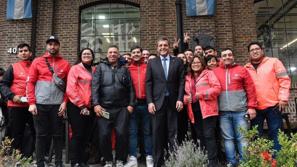 Sergio Massa puso en marcha un seguro gratuito para trabajadores de delivery.