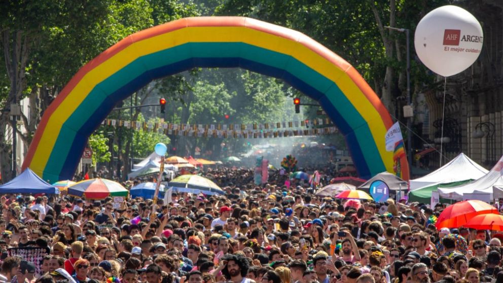 Se realiza la edición número 32 de la marcha del Orgullo.