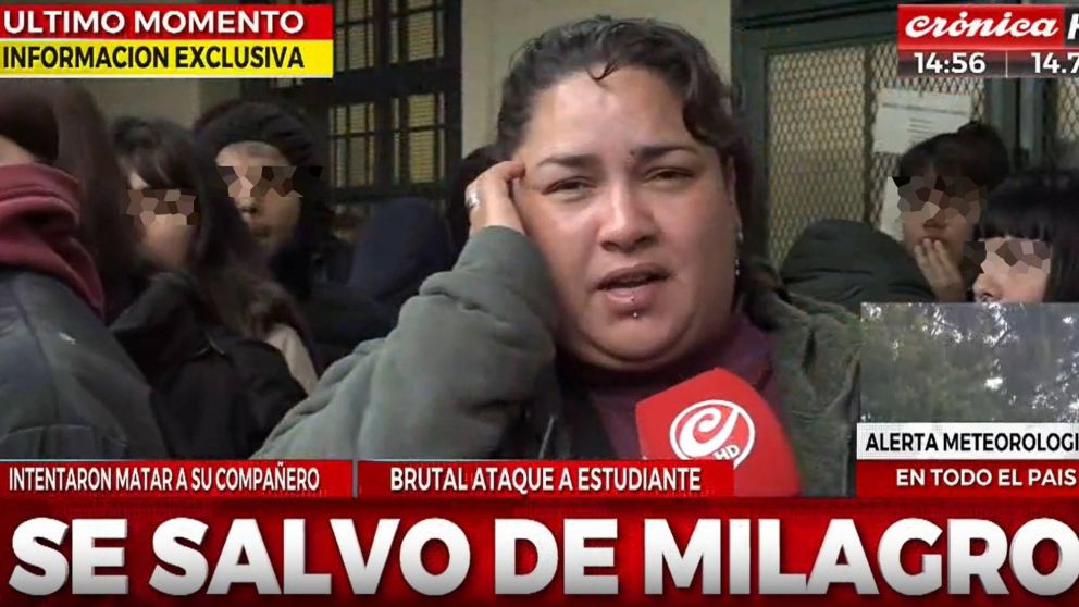 "Le salvó la vida mi bebé, quiero abrazarlo": así agradeció la madre del nene degollado al vecino que lo encontró.