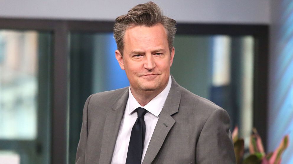 Revelaron los resultados del primer examen toxicológico de Matthew Perry, pero aún siguen las dudas en torno a su muerte.