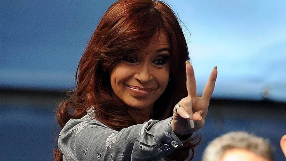 Cristina Kirchner pidió a la militancia "poner todo el esfuerzo" para el triunfo de Unión por la Patria.