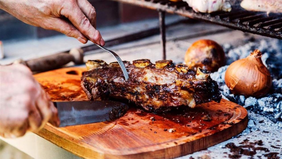 Trucos para que el asado quede con el incomparable ��toque�� argentino.