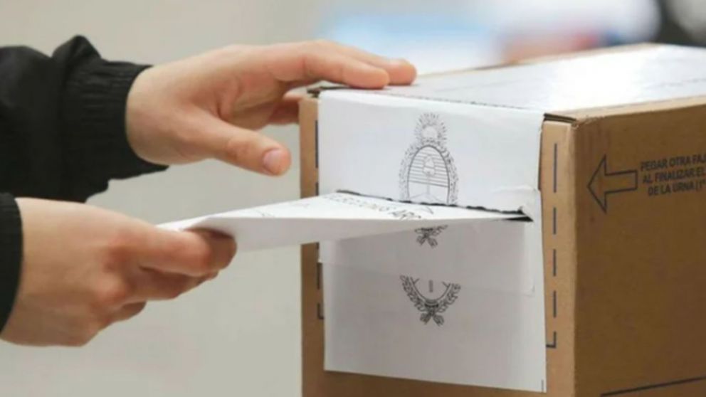 La Justicia Electoral pidi� pasar el feriado del 20 de noviembre por el balotaje.