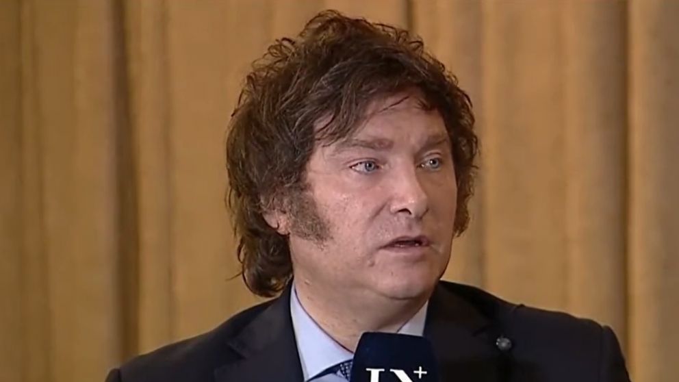 Milei dio una entrevista donde le abrio las puertas de su espacio a Bullrich.