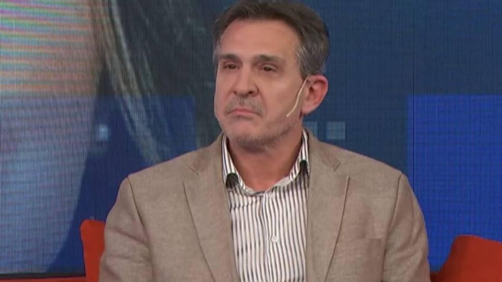 An�bal Lotocki se entreg� y qued� detenido por la muerte de un paciente en 2021.