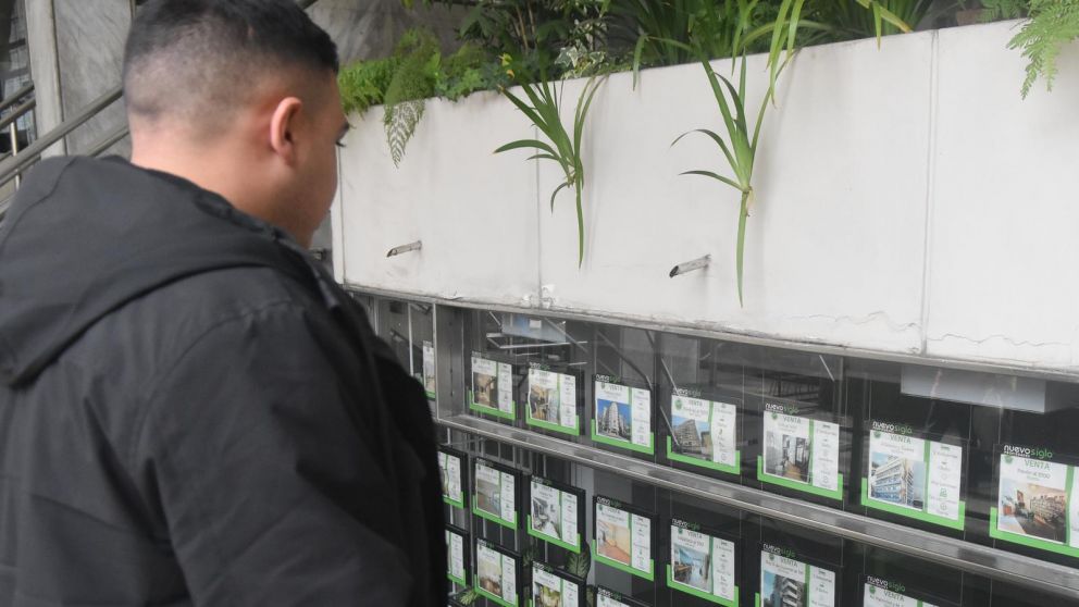 En CABA un monoambiente se ubica en más de $650.000 y un departamento de dos ambientes se alquila por arriba de los 760 mil pesos.