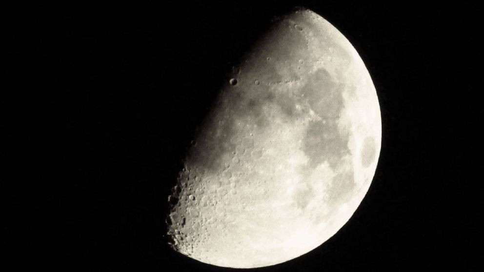 Luna cuarto creciente: Qu� significa y como afecta a las personas y animales (Imagen ilustrativa)