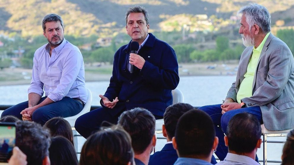 Sergio Massa estuvo acompañado por el ministro de turismo, Matías Lammens, y el gobernador Alberto Rodríguez Saá.