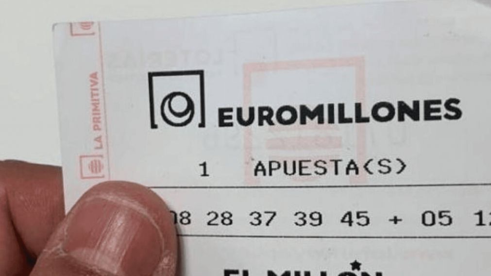 Pensó que había ganado $2000 euros en la lotería, pero cuando fue a cobrarlo se quedó helada (Imagen ilustrativa)