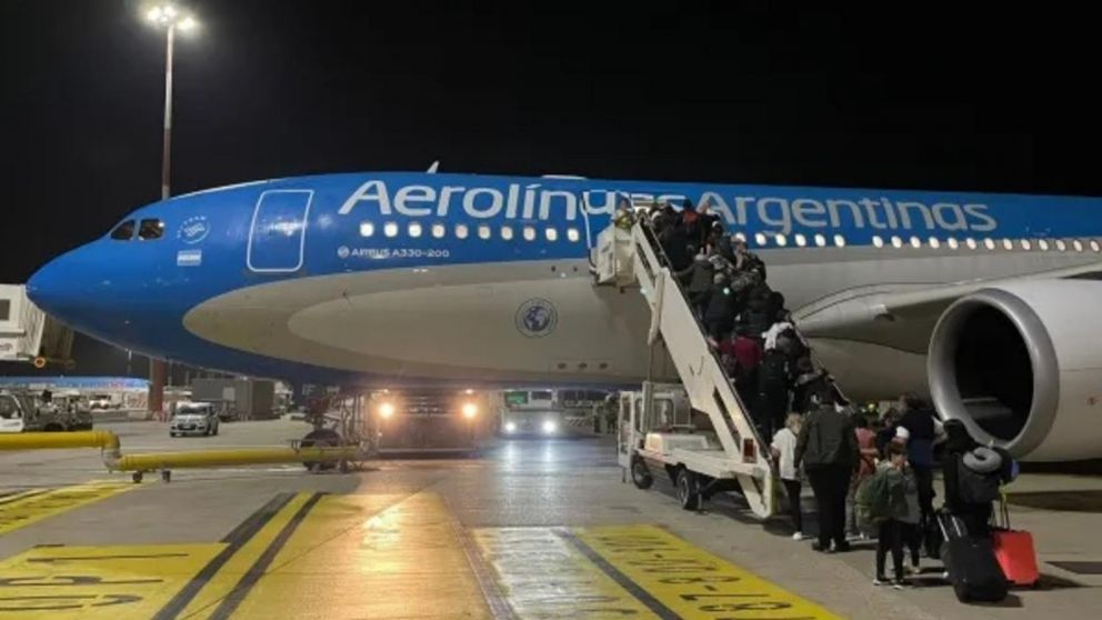 Unos 240 argentinos fueron rescatados de Israel.