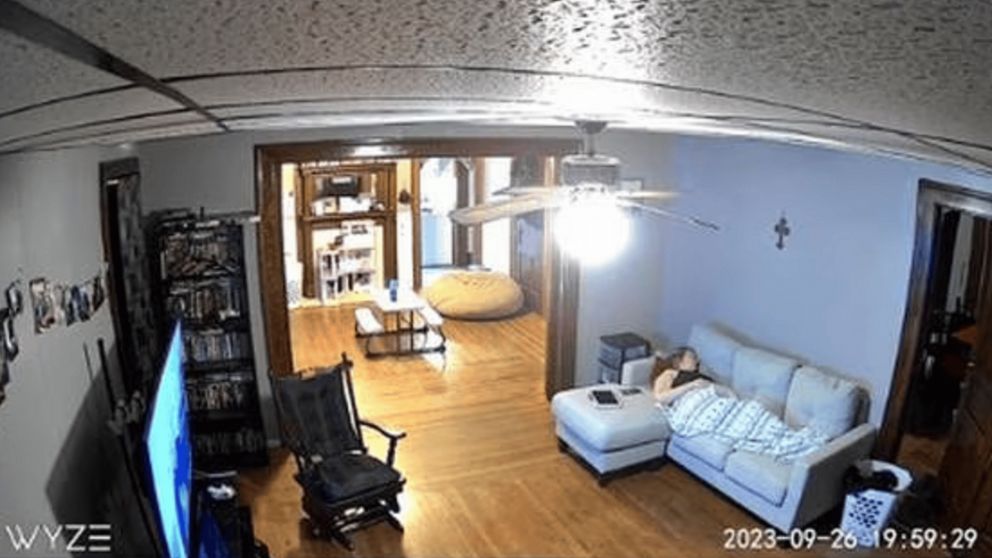 Las terroríficas imágenes de una familia que vivenció actividad "paranormal" en su hogar (TikTok/ @magicalpoultergeist).