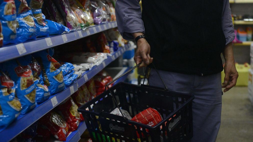 En el mes de setiembre la inflaci�n trep� al 12,7 por ciento (Hern�n Nersesian / Cr�nica).