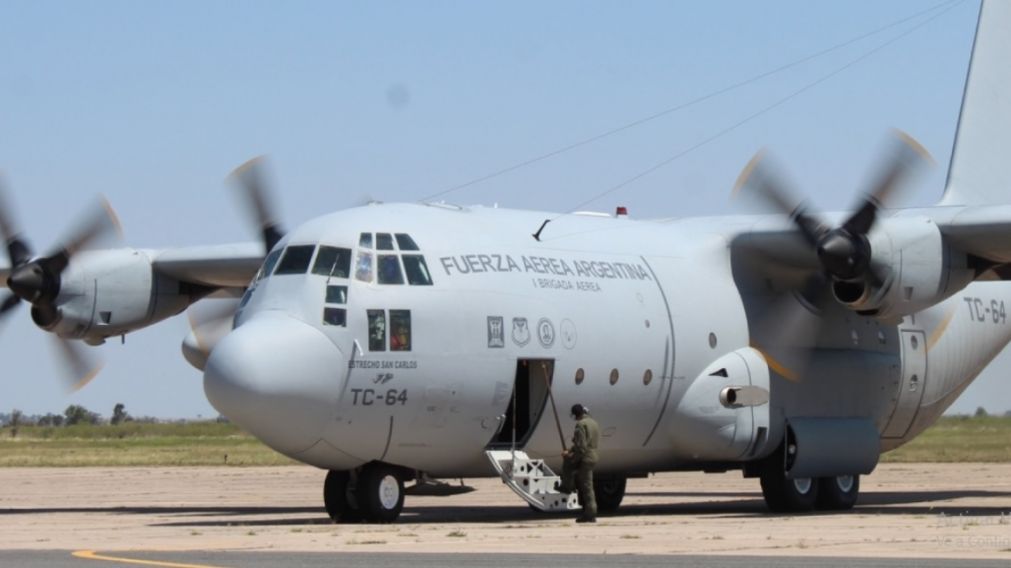 El operativo de evacuación de argentinos comenzó el martes pasado con el envío de un avión "Hércules" hacia Israel.