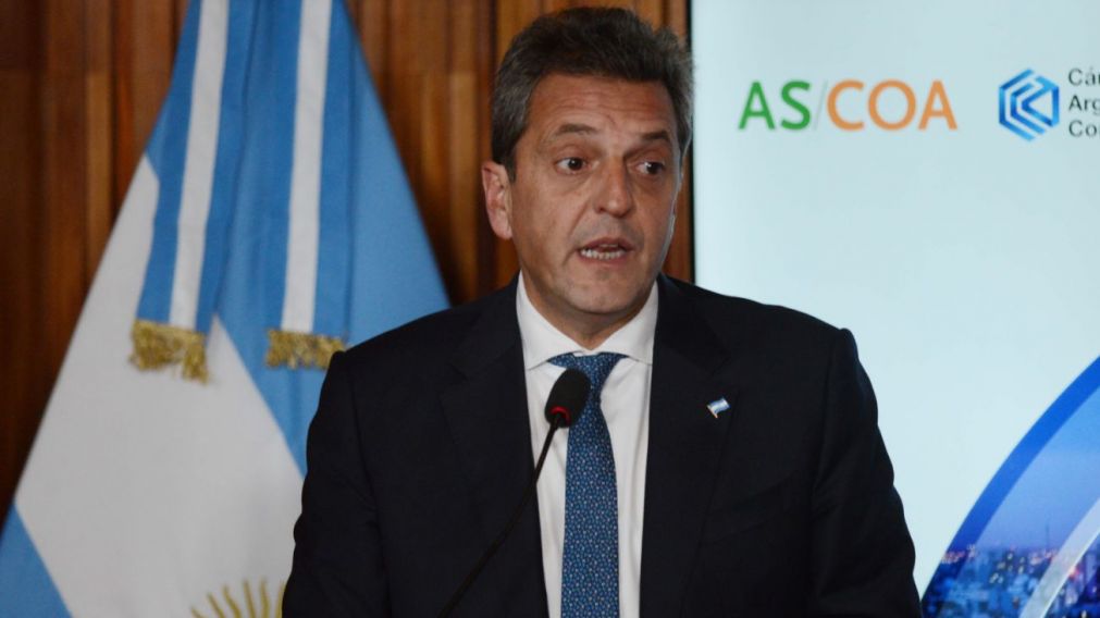 El candidato oficialista dijo que "hay que poner el psicofísico y contárselo a la gente para ver si hay equilibrio mental o no" (Crónica/Hernán Nersesian).