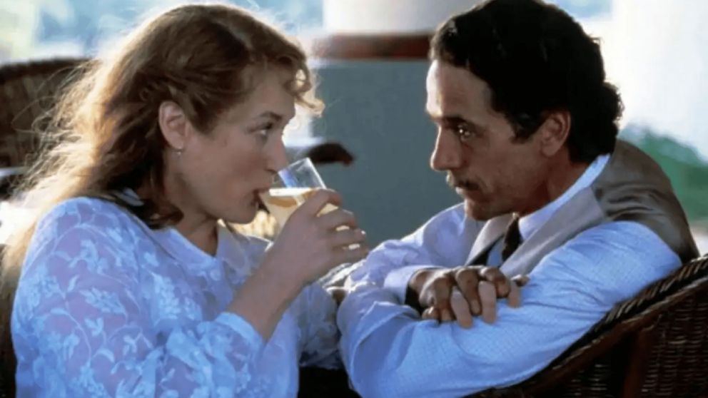 La estremecedora película con Meryl Streep y Jeremy Irons que es ideal para los fanáticos de las historias paranormales